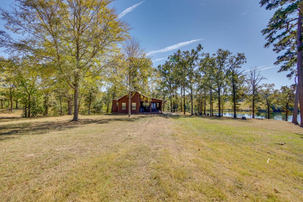 The Bird Cabin Peaceful Refuge in East Texas